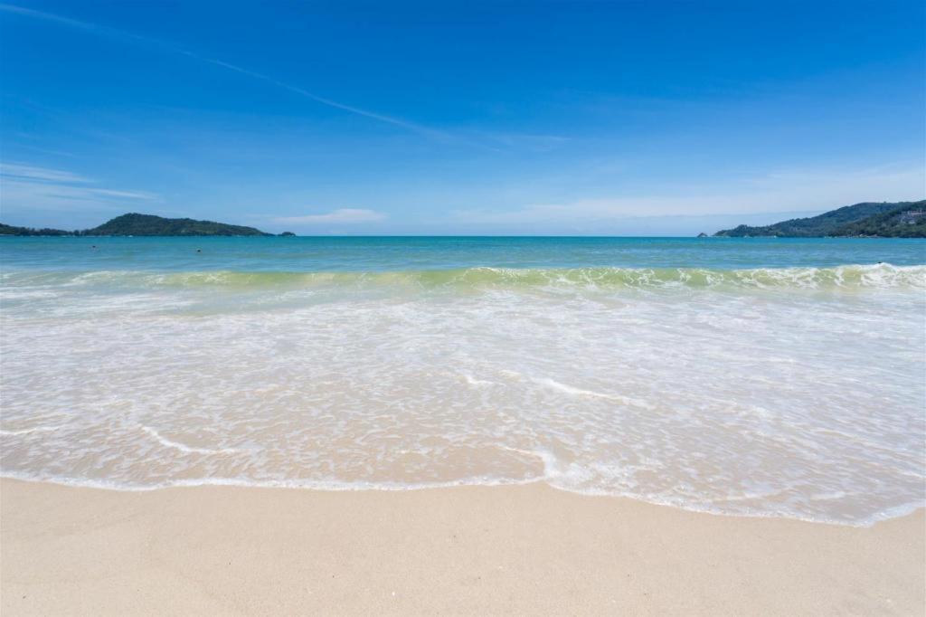 Elegancy Sansabai Hotel Patong Екстериор снимка
