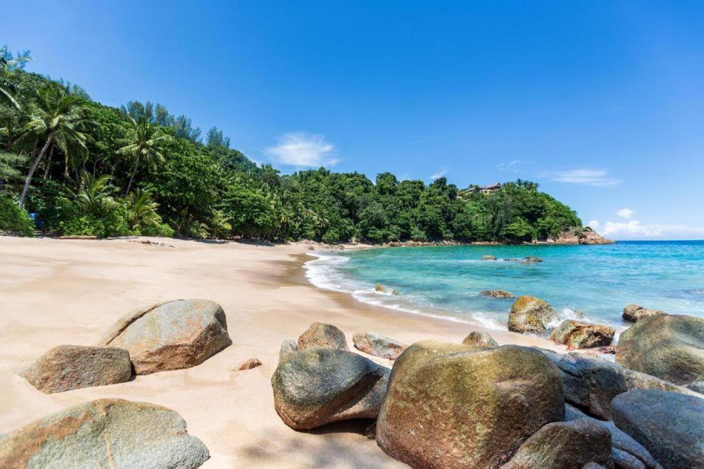 Elegancy Sansabai Hotel Patong Екстериор снимка